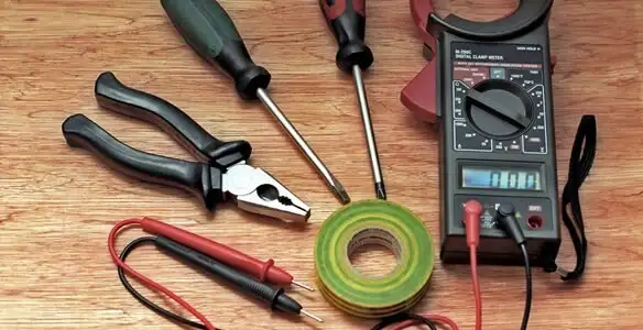 Home electrical inspection using professional testing and diagnostic tools in Tampa, FL