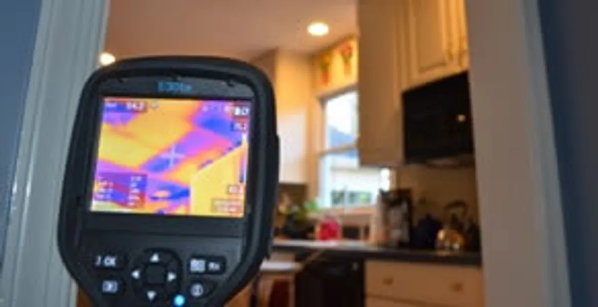 home energy audit service using thermal imaging to evaluate electrical efficiency inside a home in Tampa, FL